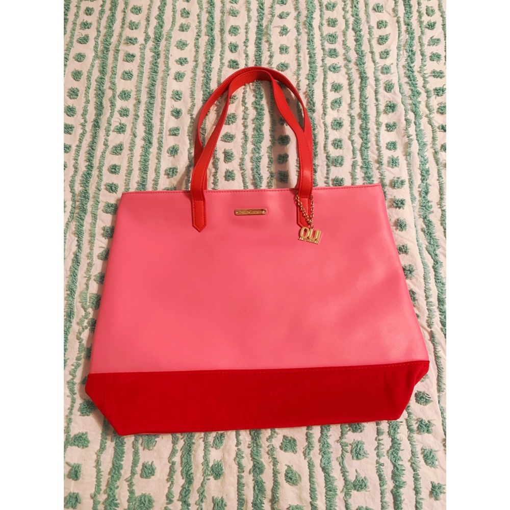 Juicy Couture Tote-NWOT